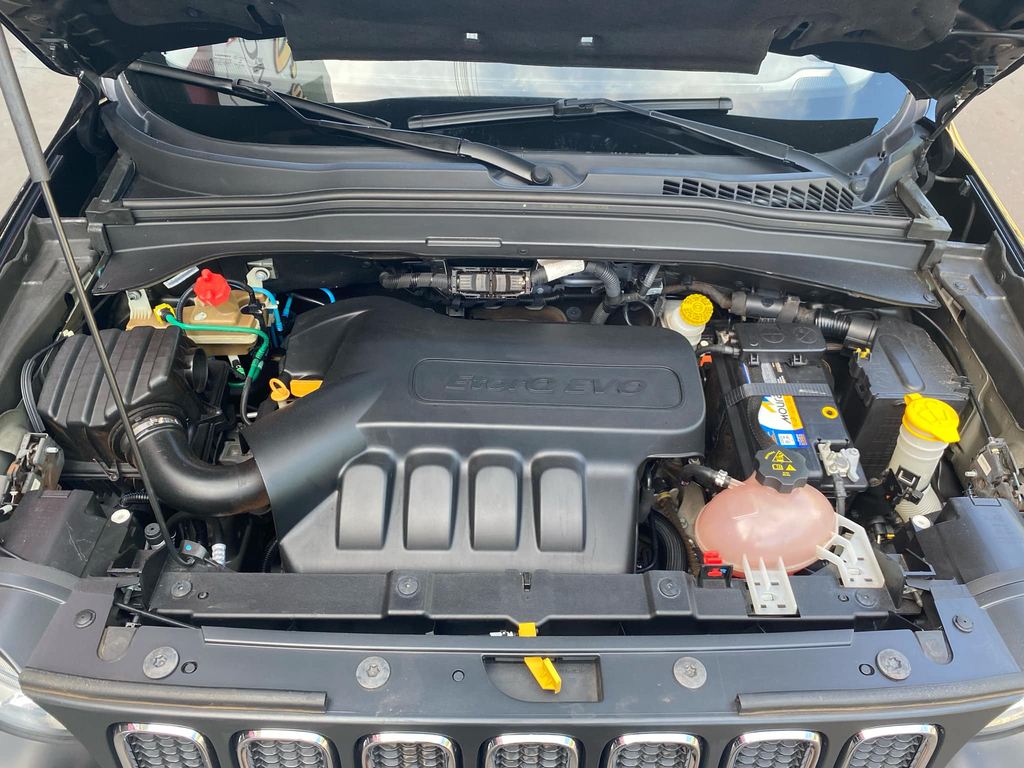 Jeep Renegade Preto