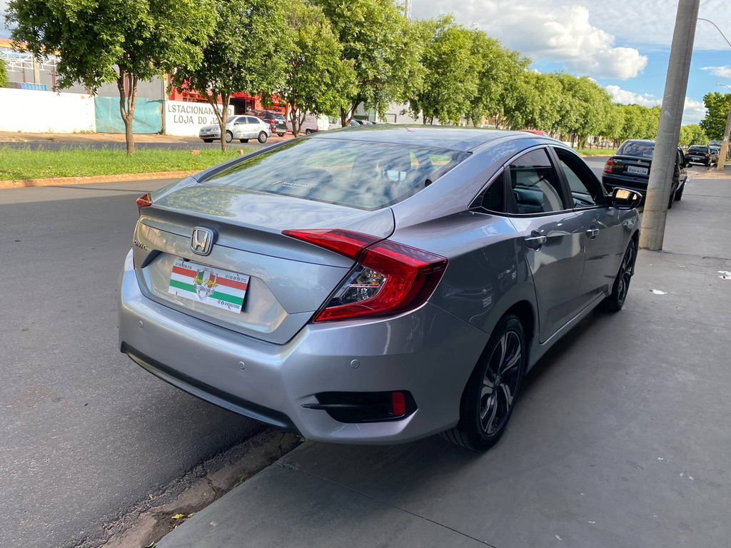 Honda Civic Prata