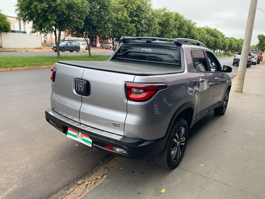Fiat Toro Prata