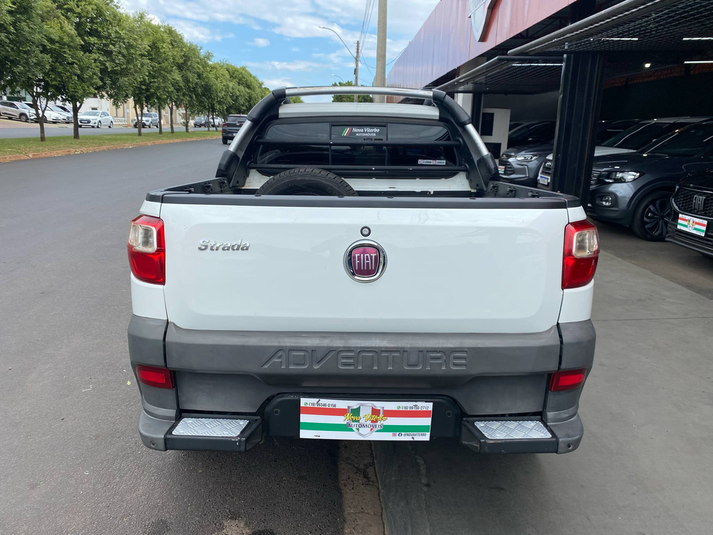 Fiat Strada Branco