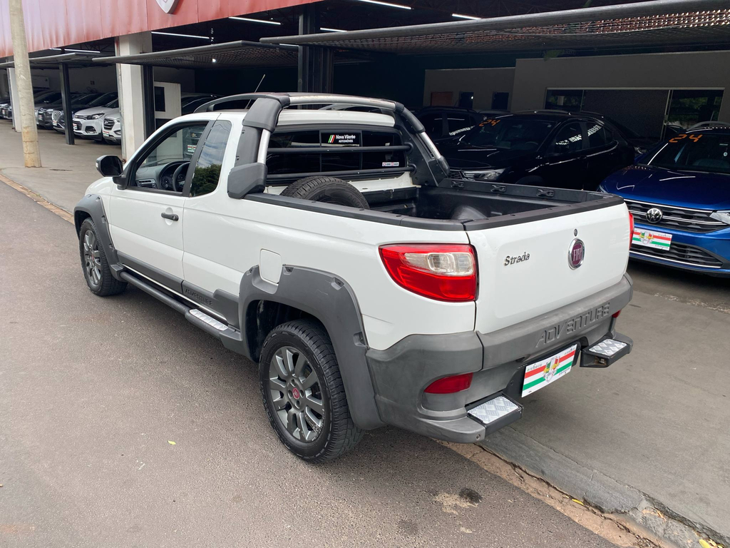 Fiat Strada Branco