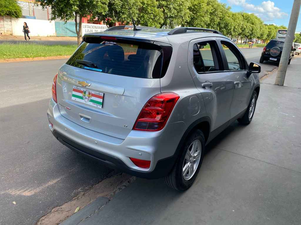 Chevrolet Tracker Prata