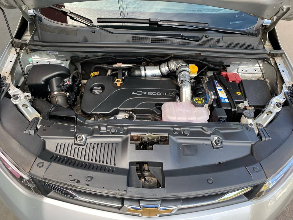 Chevrolet Tracker Prata
