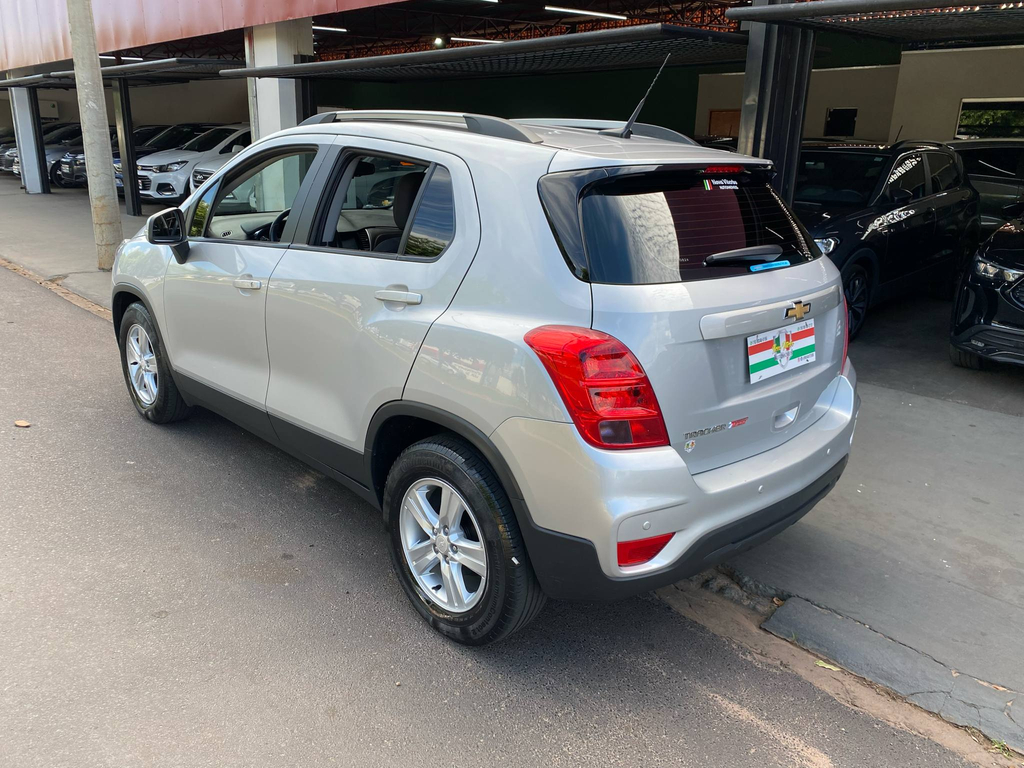 Chevrolet Tracker Prata