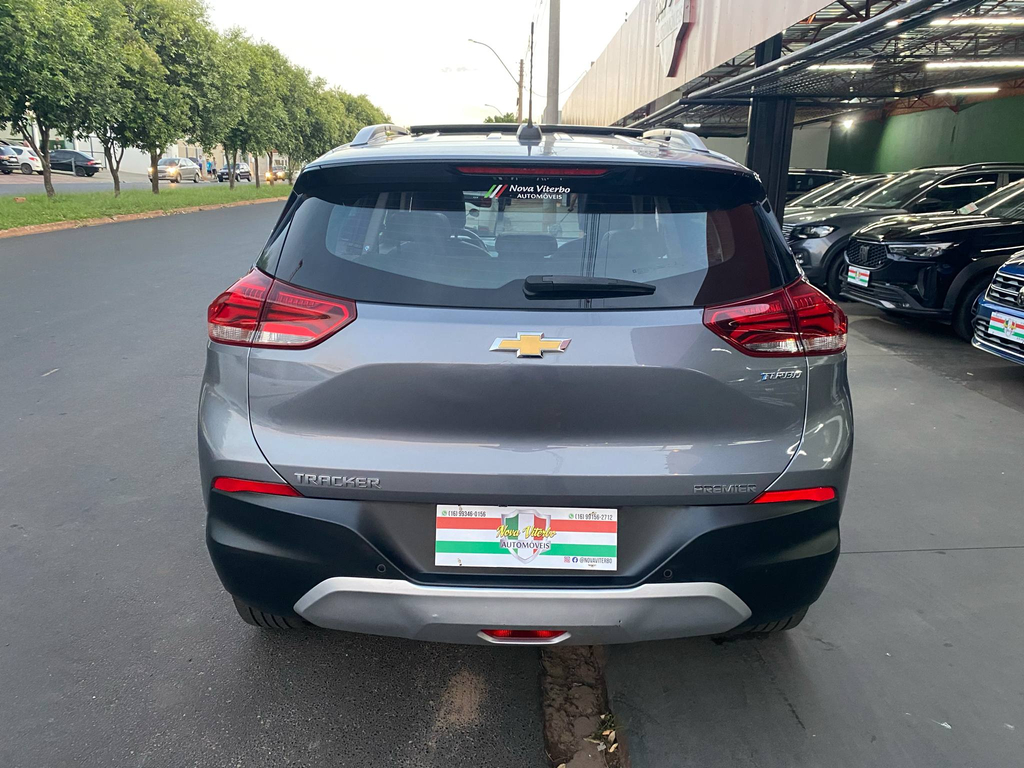 Chevrolet Tracker Cinza