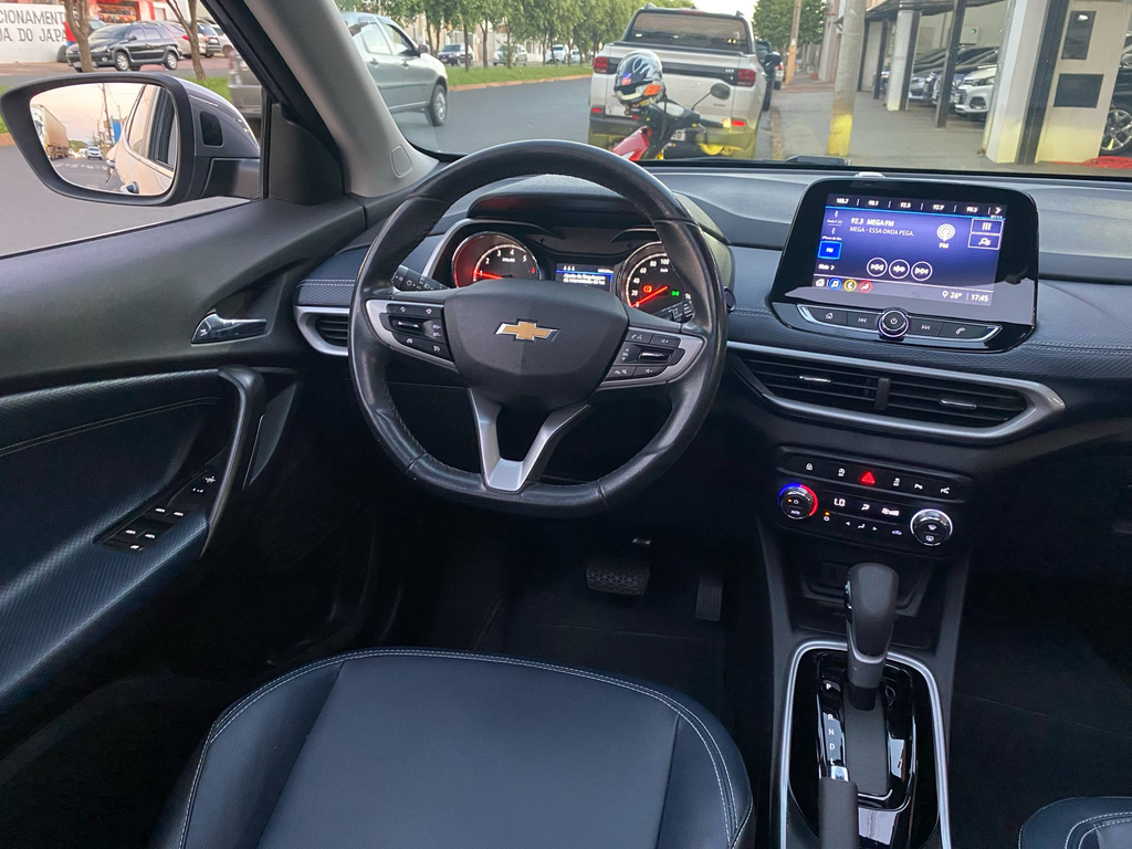 Chevrolet Tracker Cinza