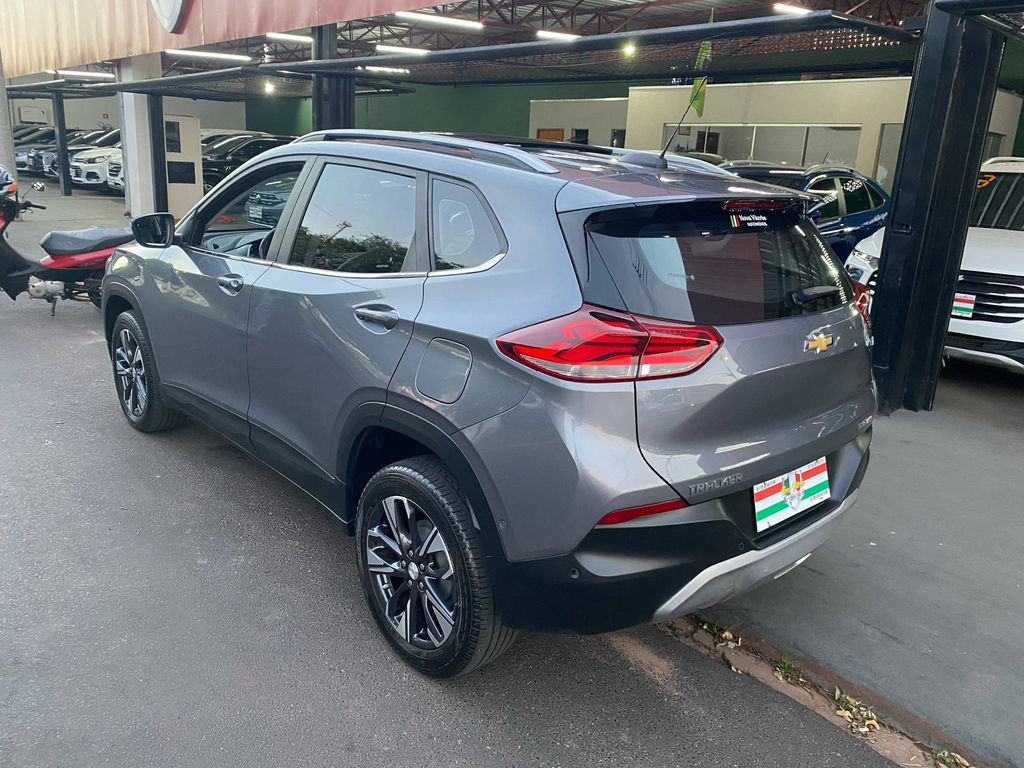 Chevrolet Tracker Cinza