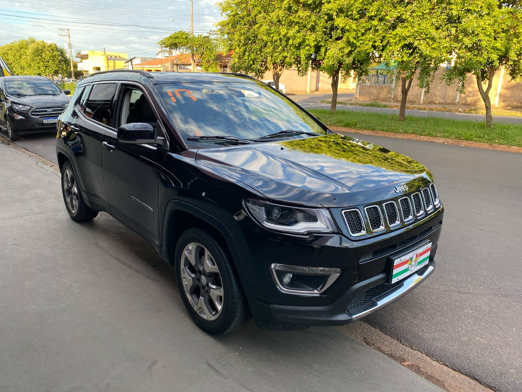 Jeep Compass Preto