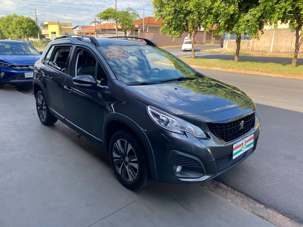 Peugeot 2008 Cinza