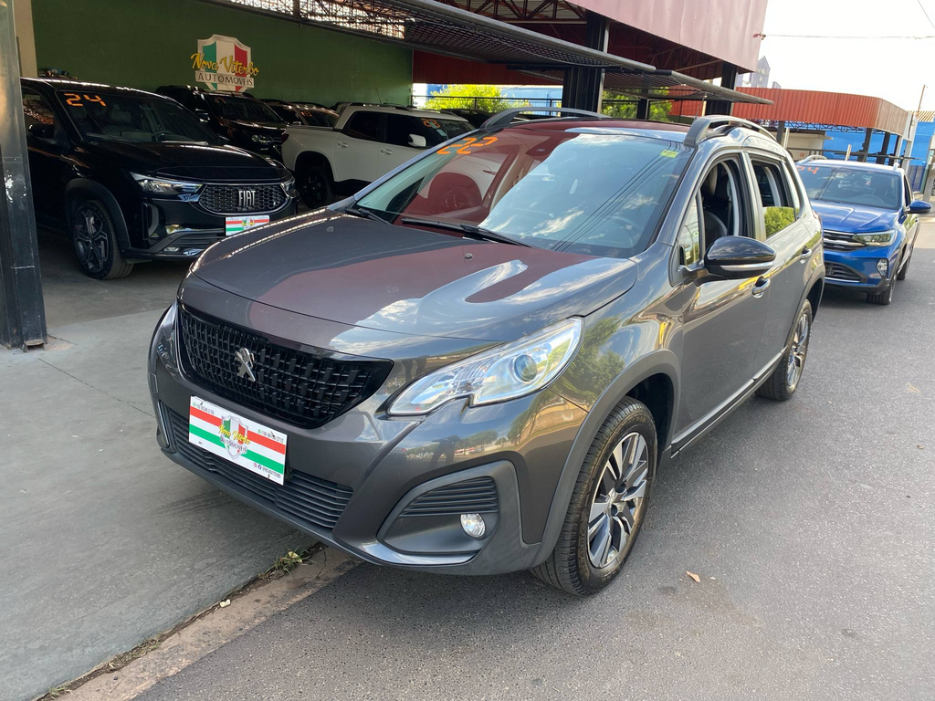 Peugeot 2008 Cinza