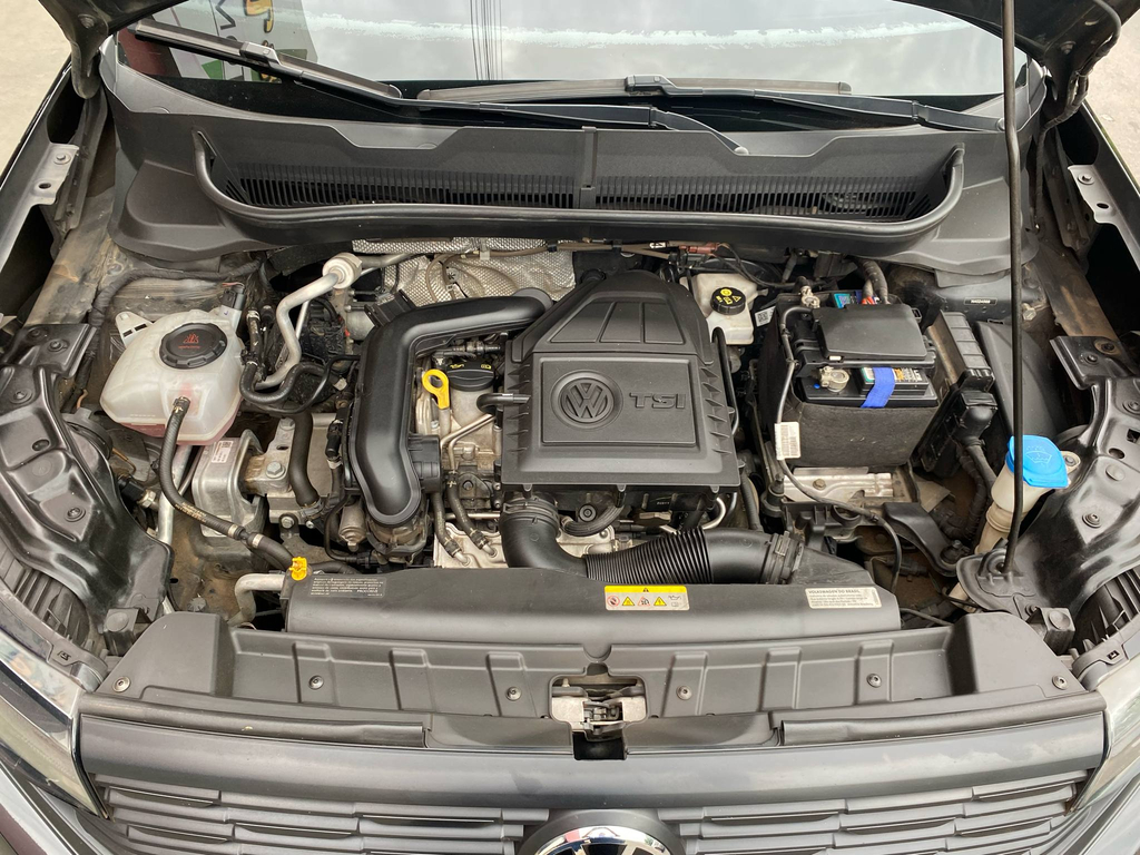 Volkswagen T-Cross Preto