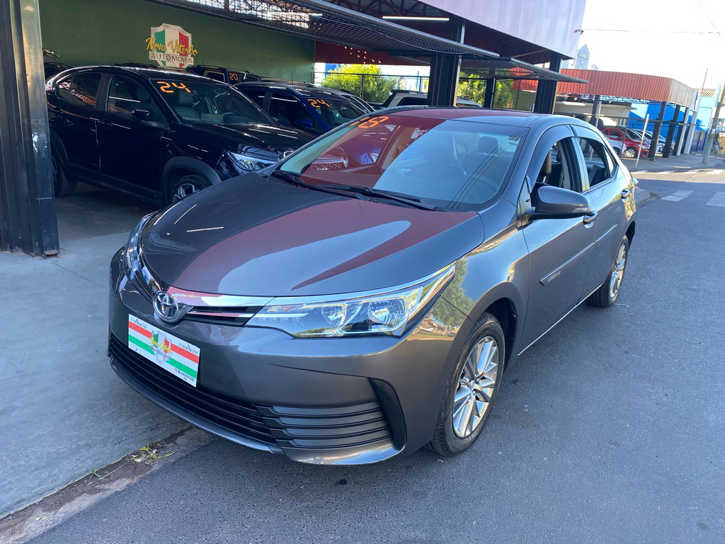Toyota Corolla Cinza