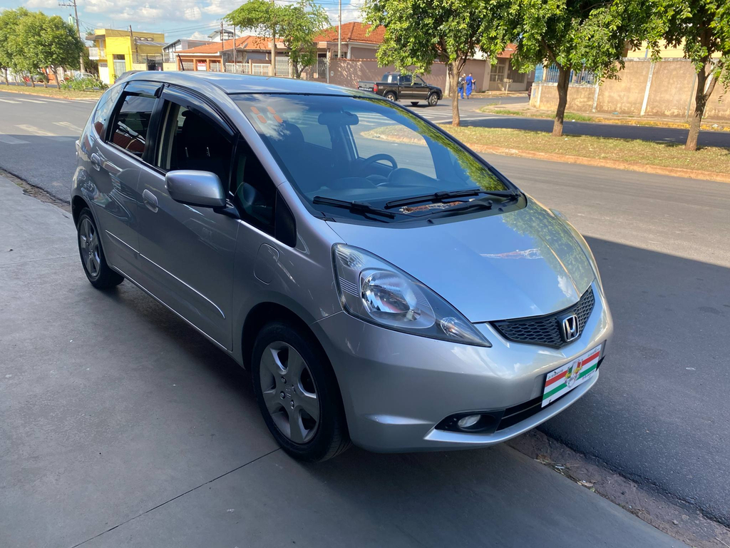 Honda Fit Prata
