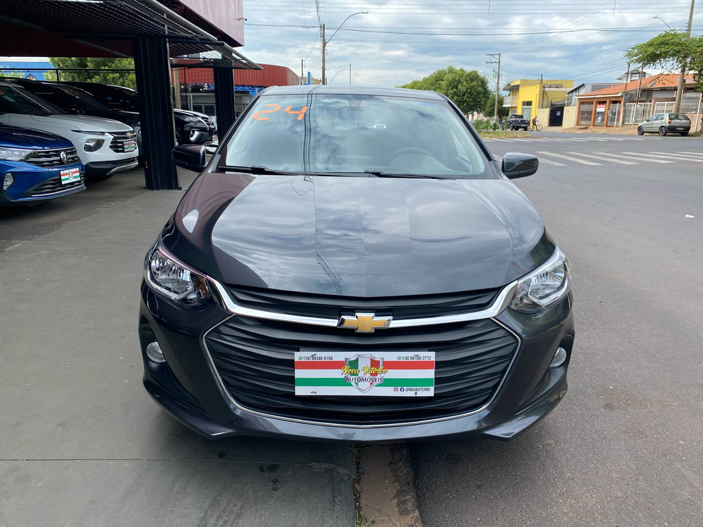 Chevrolet Onix Cinza