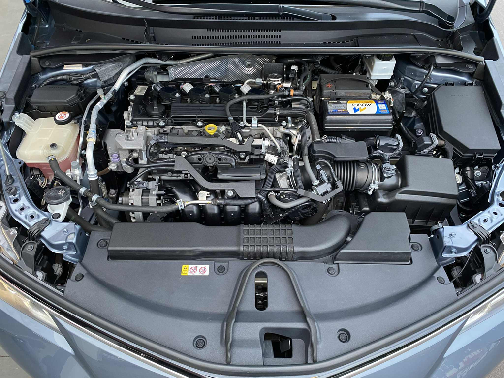 Toyota Corolla Cinza