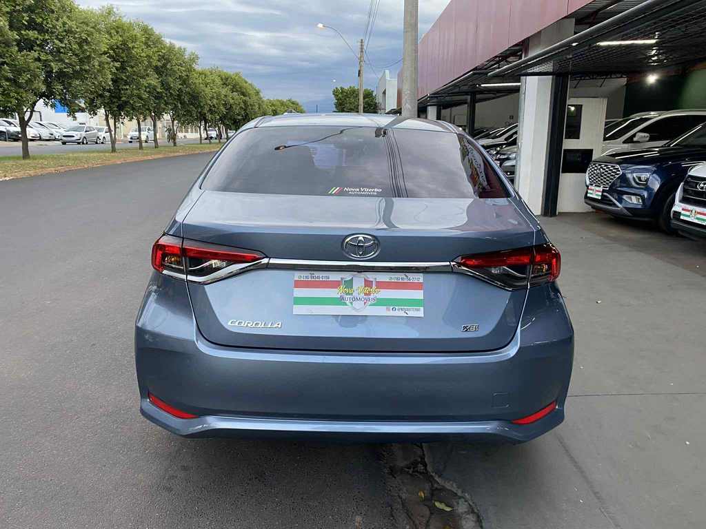 Toyota Corolla Cinza