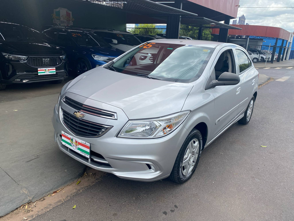 Chevrolet Onix Prata
