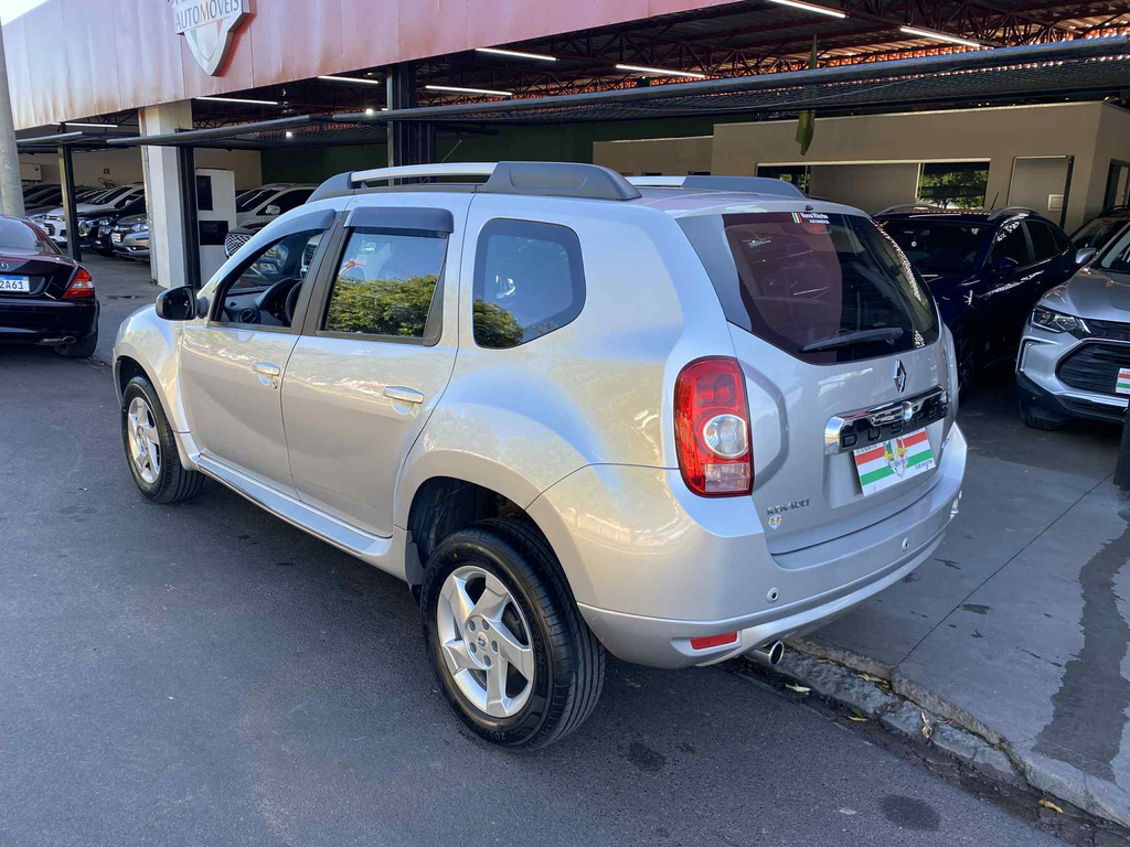 Renault Duster Prata