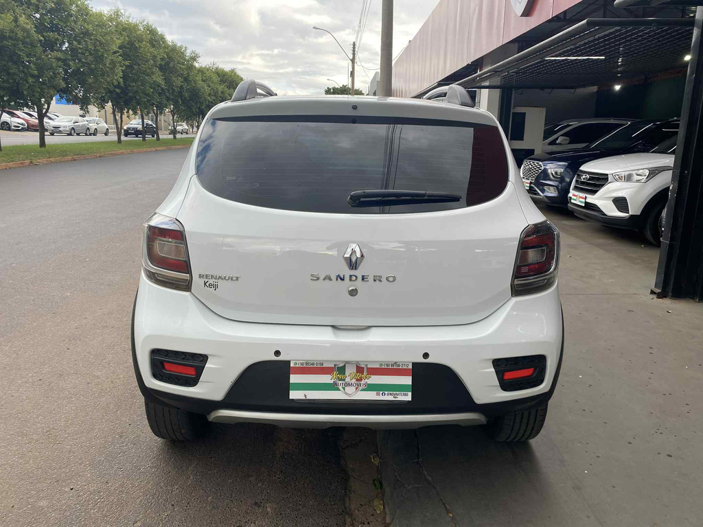 Renault Sandero Branco