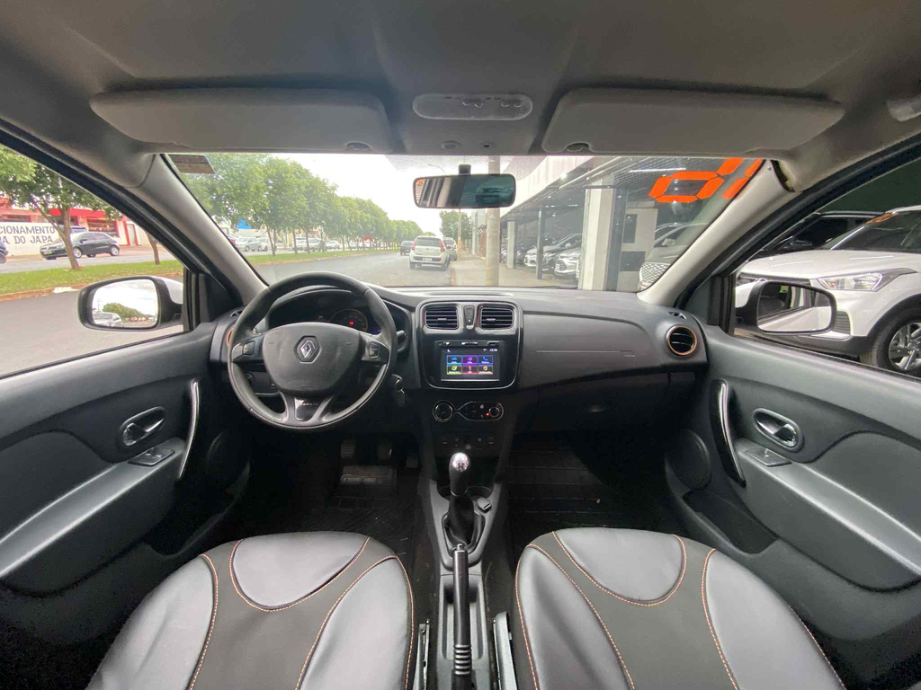 Renault Sandero Branco
