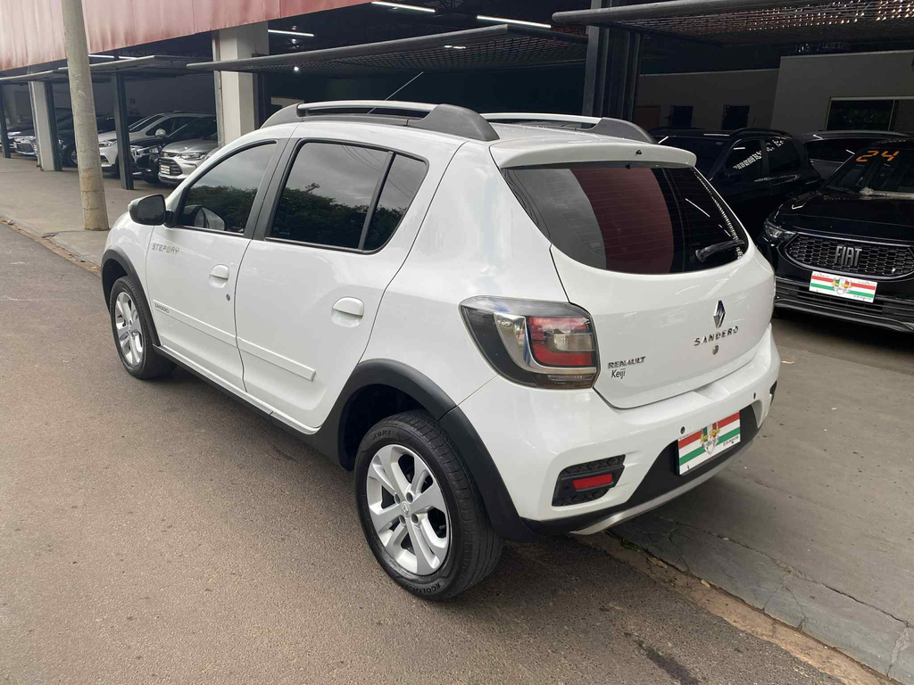 Renault Sandero Branco