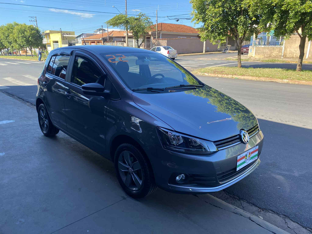 Volkswagen Fox Cinza
