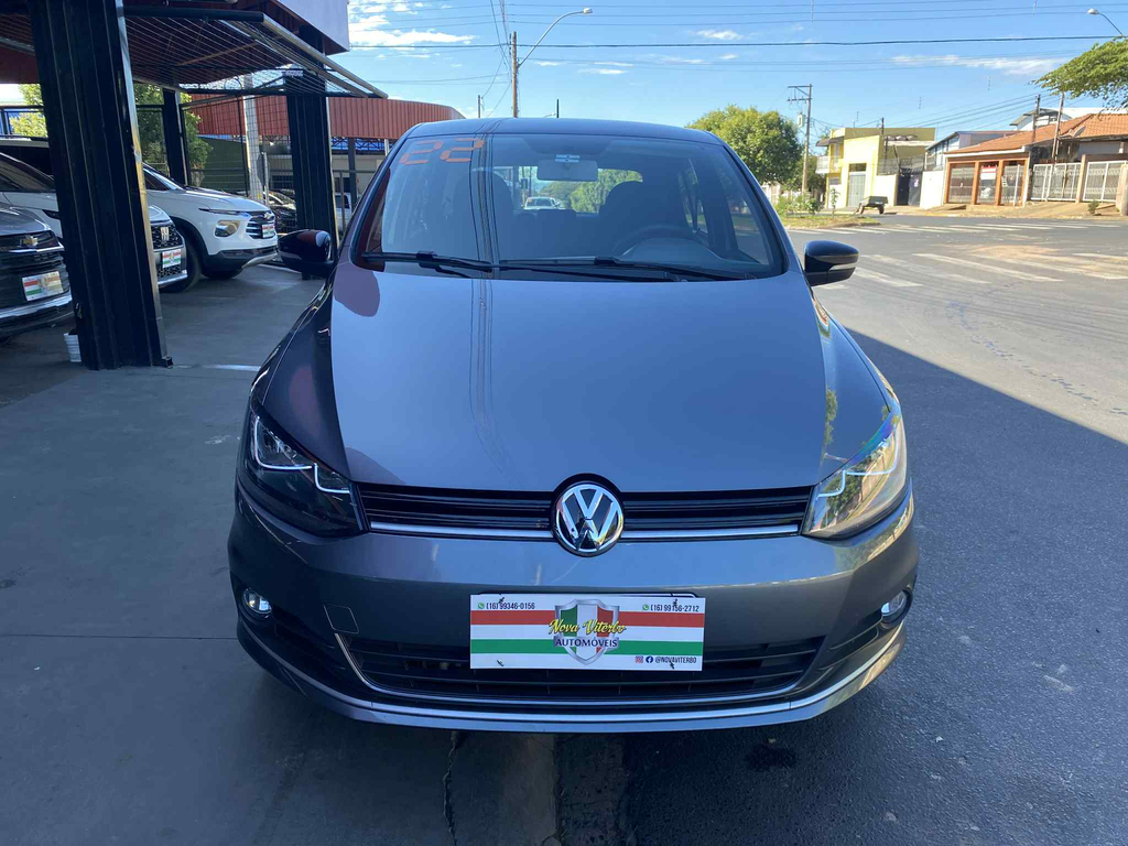 Volkswagen Fox Cinza