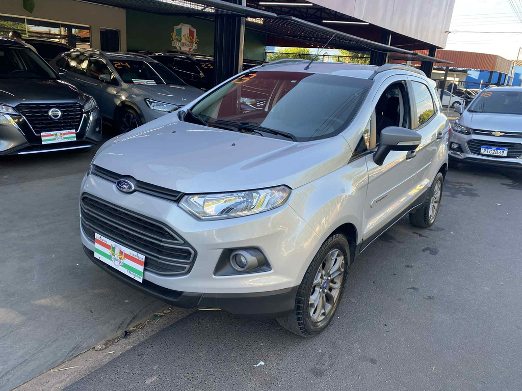Ford EcoSport Prata