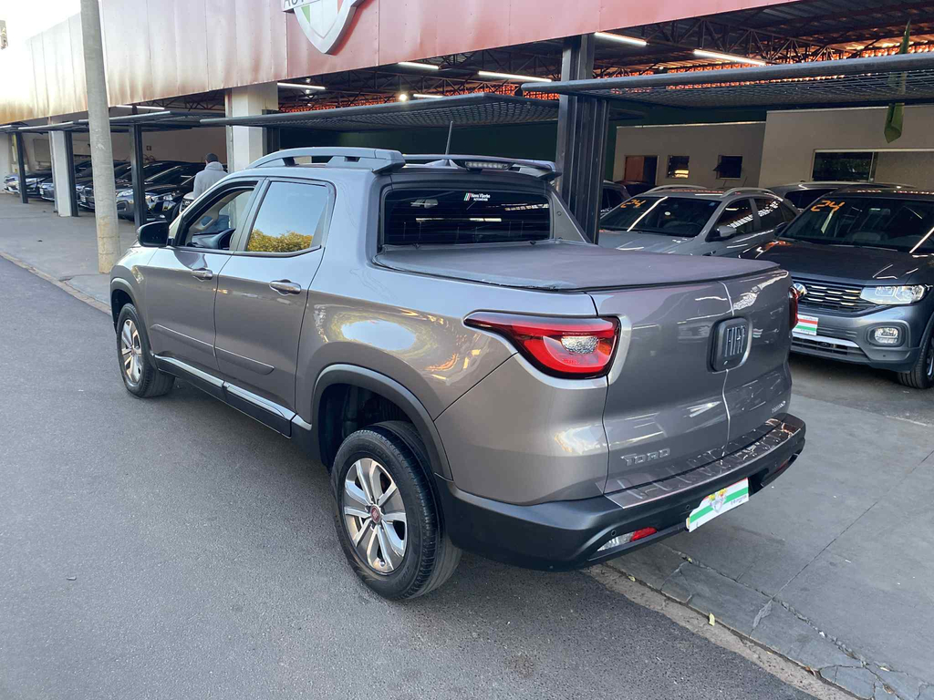 Fiat Toro Cinza