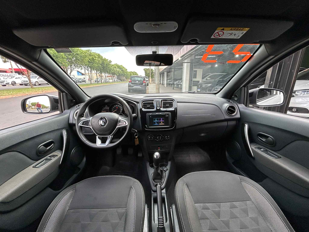 Renault Sandero Branco