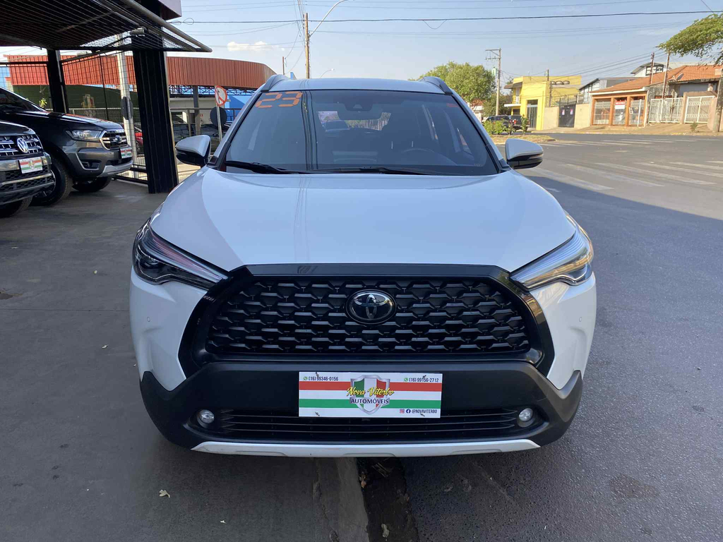 Toyota Corolla Cross Branco