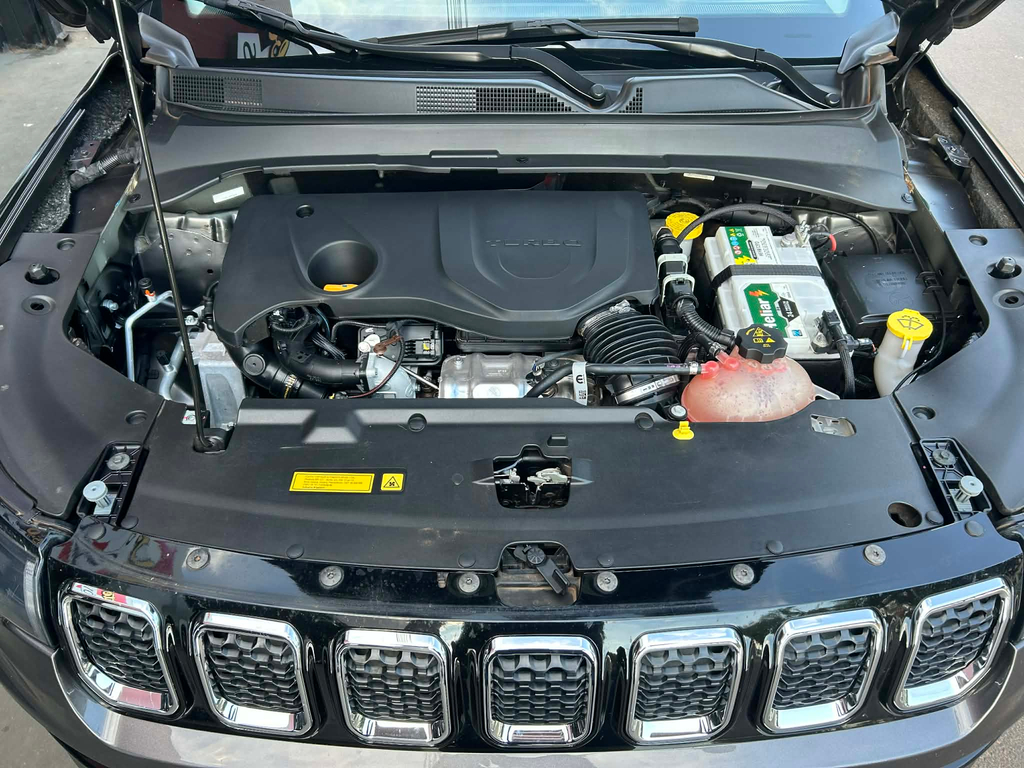 Jeep Compass Cinza