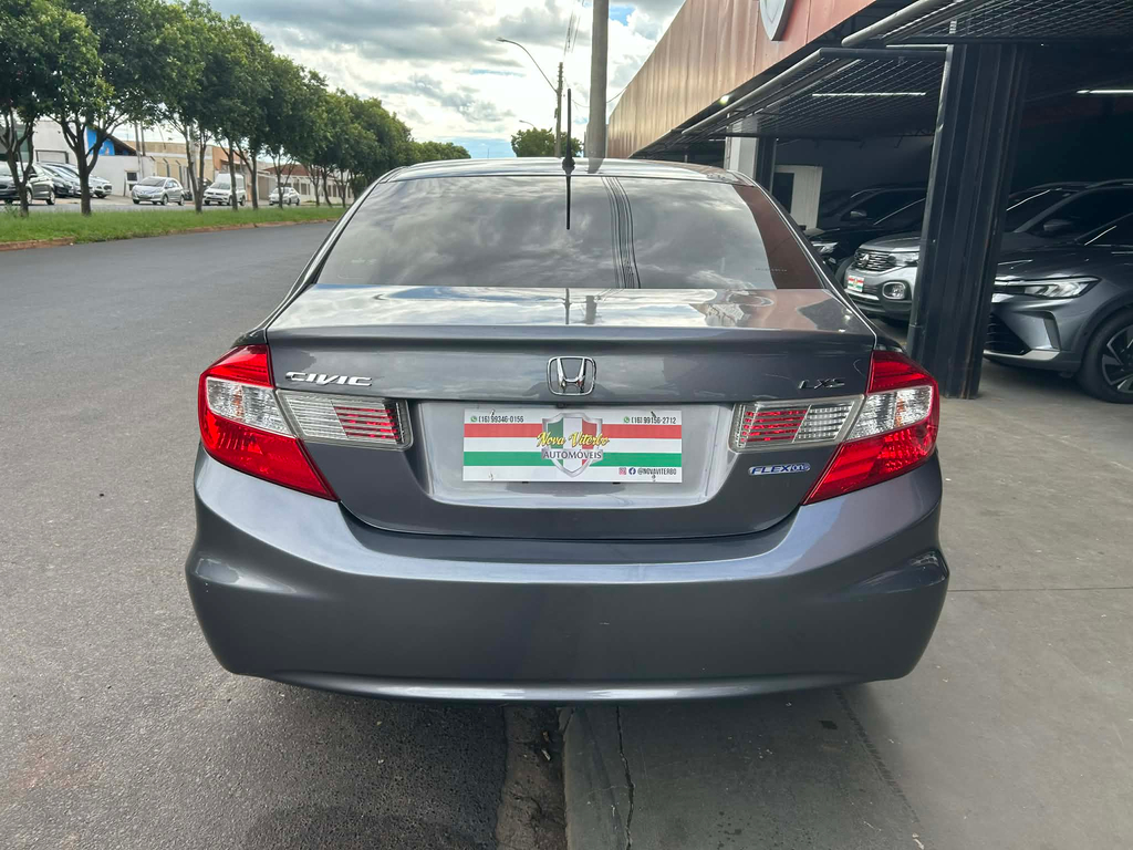 Honda Civic Cinza
