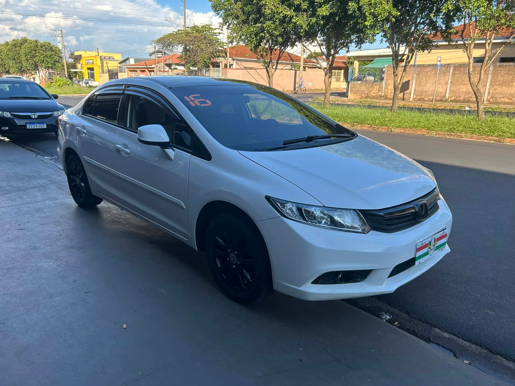Honda Civic Branco