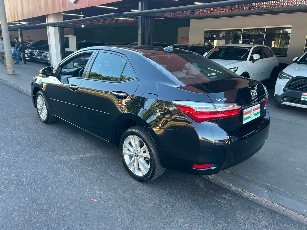 Toyota Corolla Preto