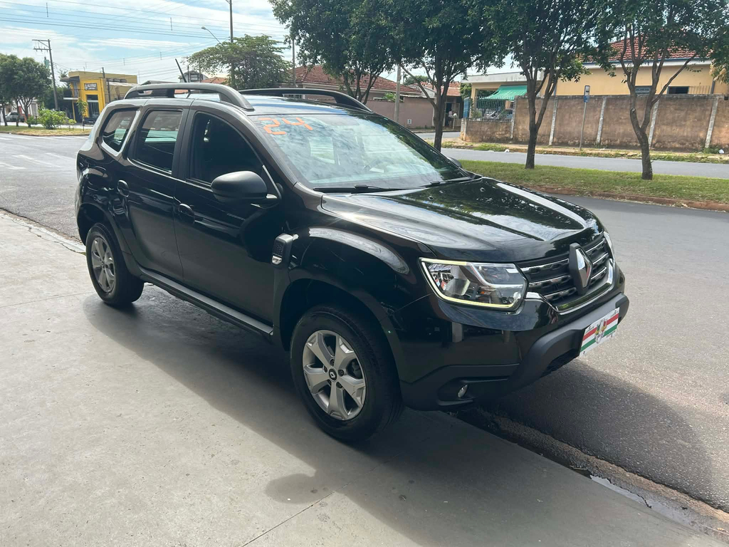 Renault Duster Preto