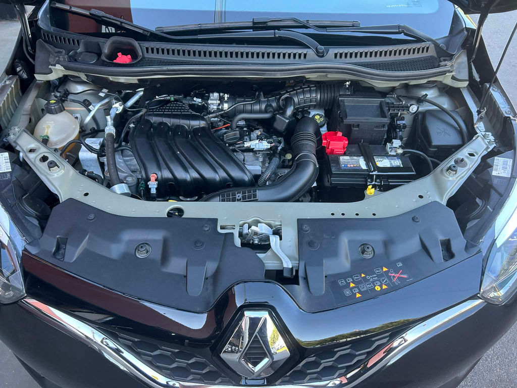 Renault Captur Preto
