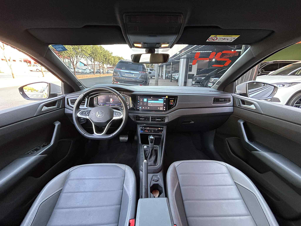 Volkswagen Nivus Cinza