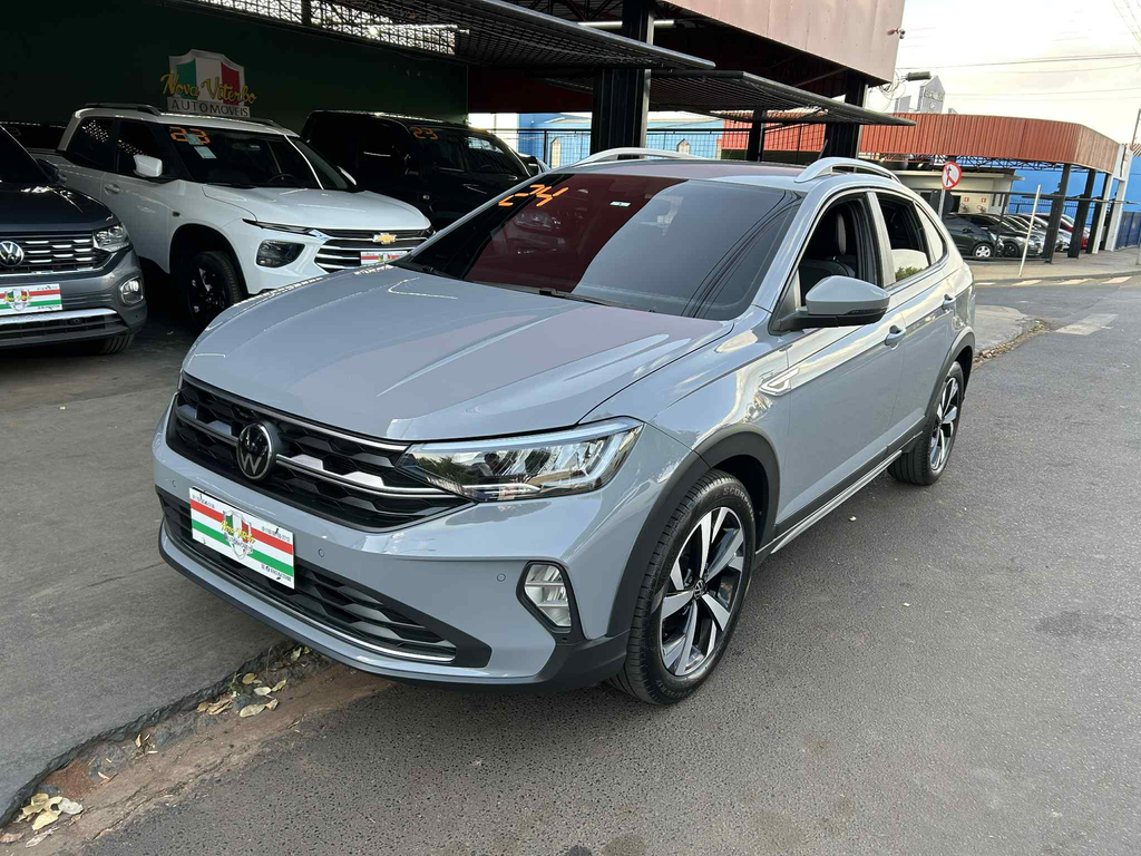 Volkswagen Nivus Cinza