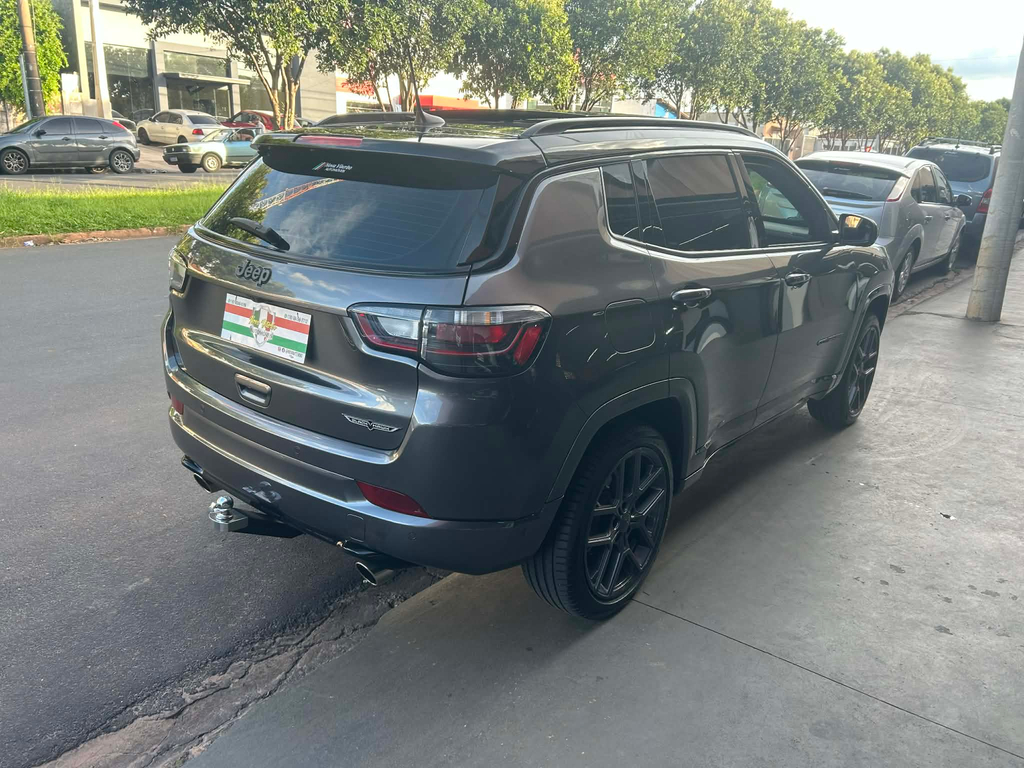 Jeep Compass Cinza