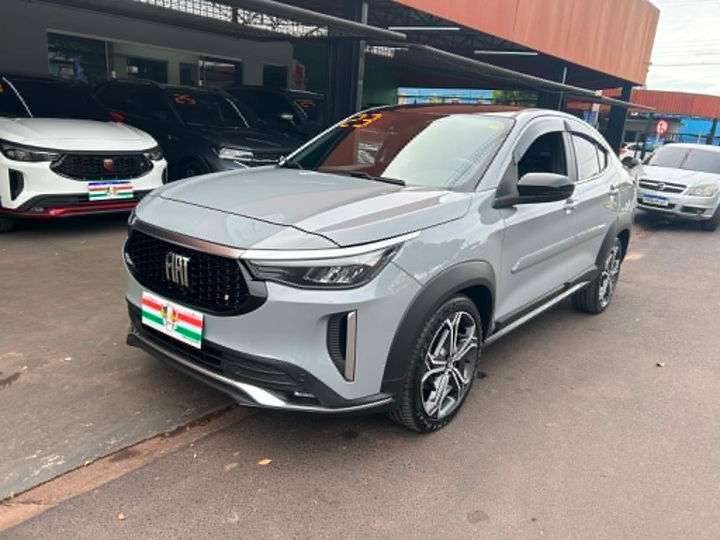 Fiat FASTBACK Cinza