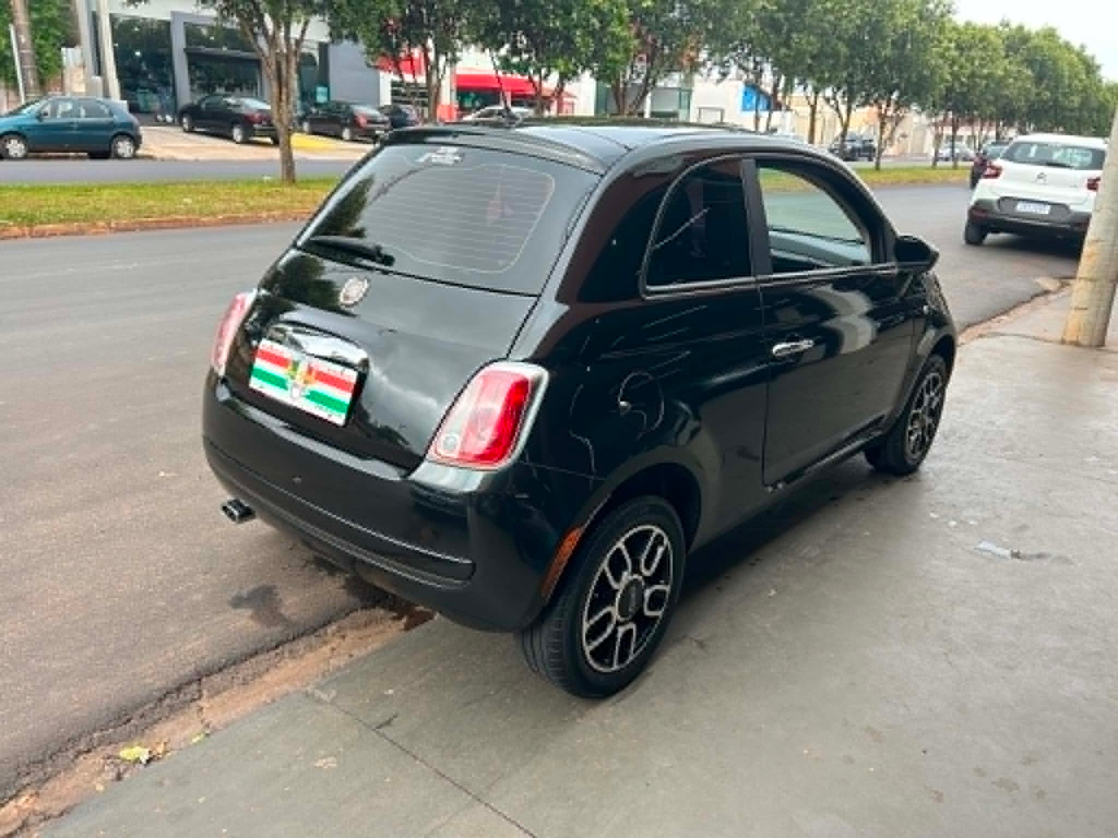 Fiat 500 Preto