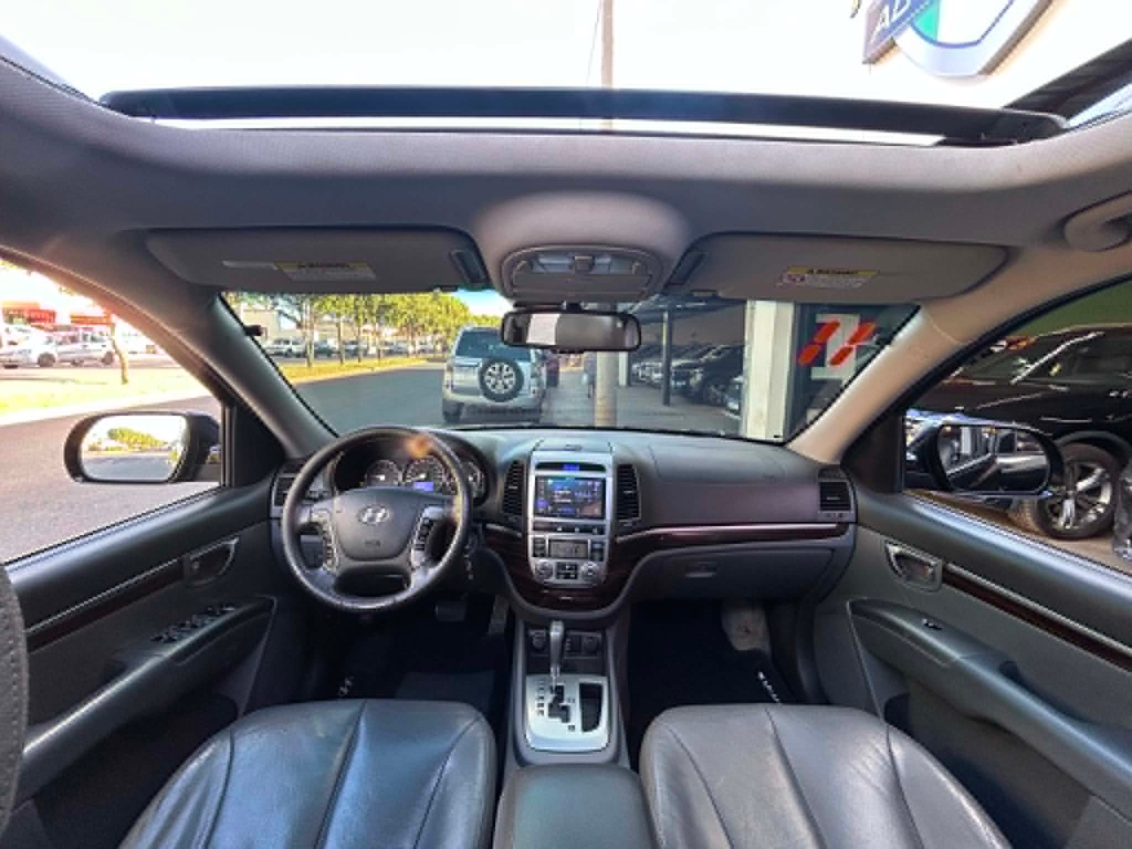 Hyundai Santa Fe Preto