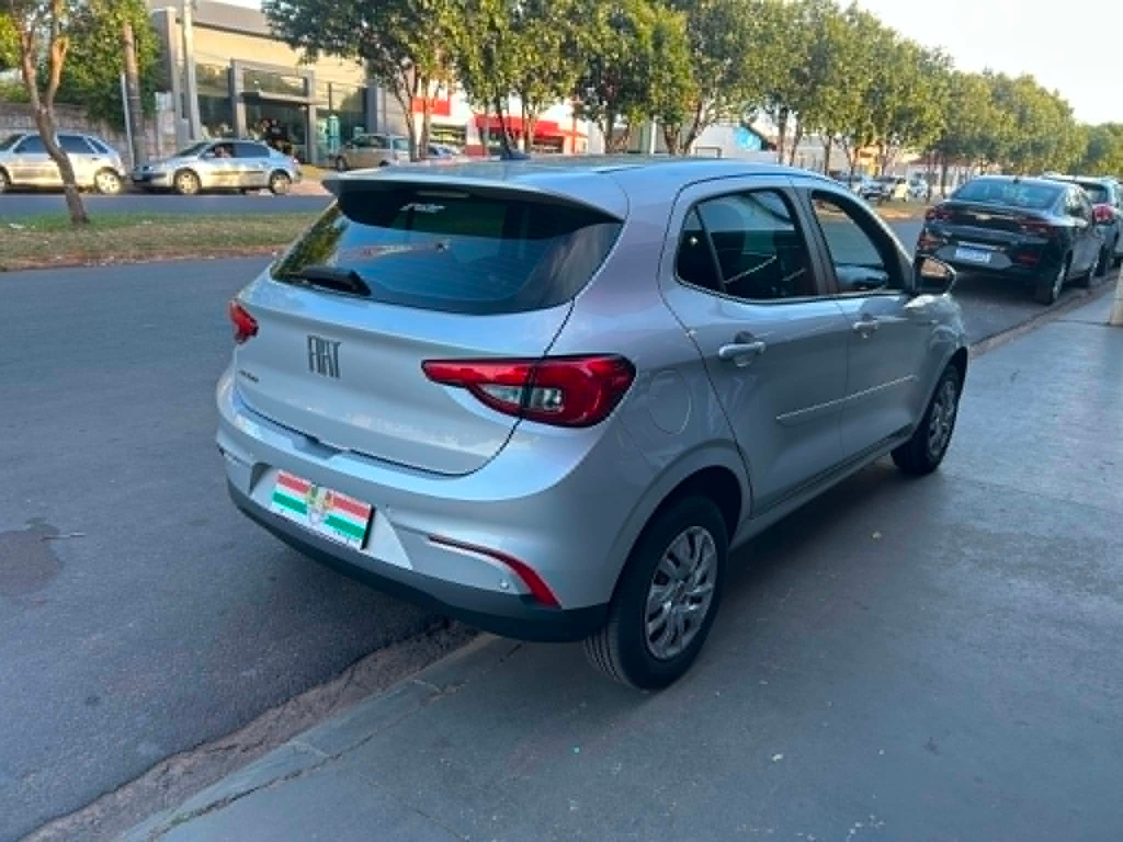 Fiat Argo Prata