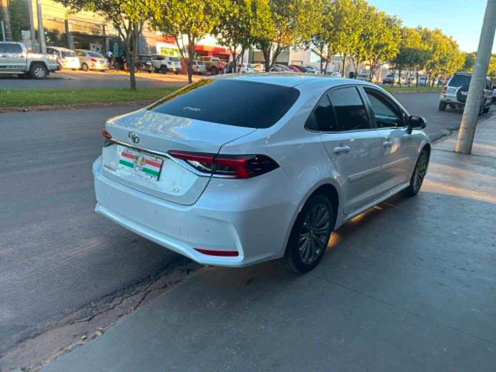 Toyota Corolla Branco