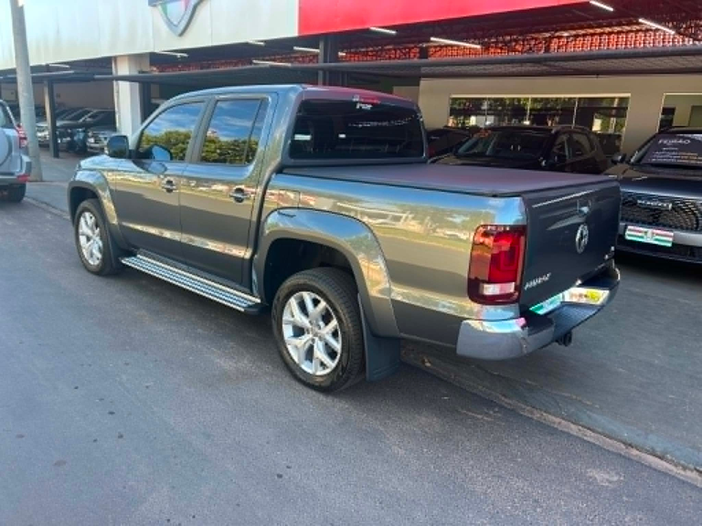 Volkswagen Amarok Cinza