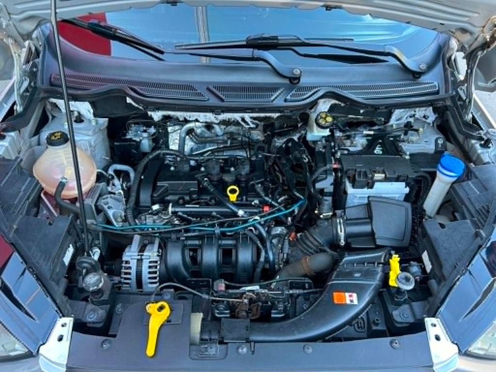 Ford EcoSport Prata
