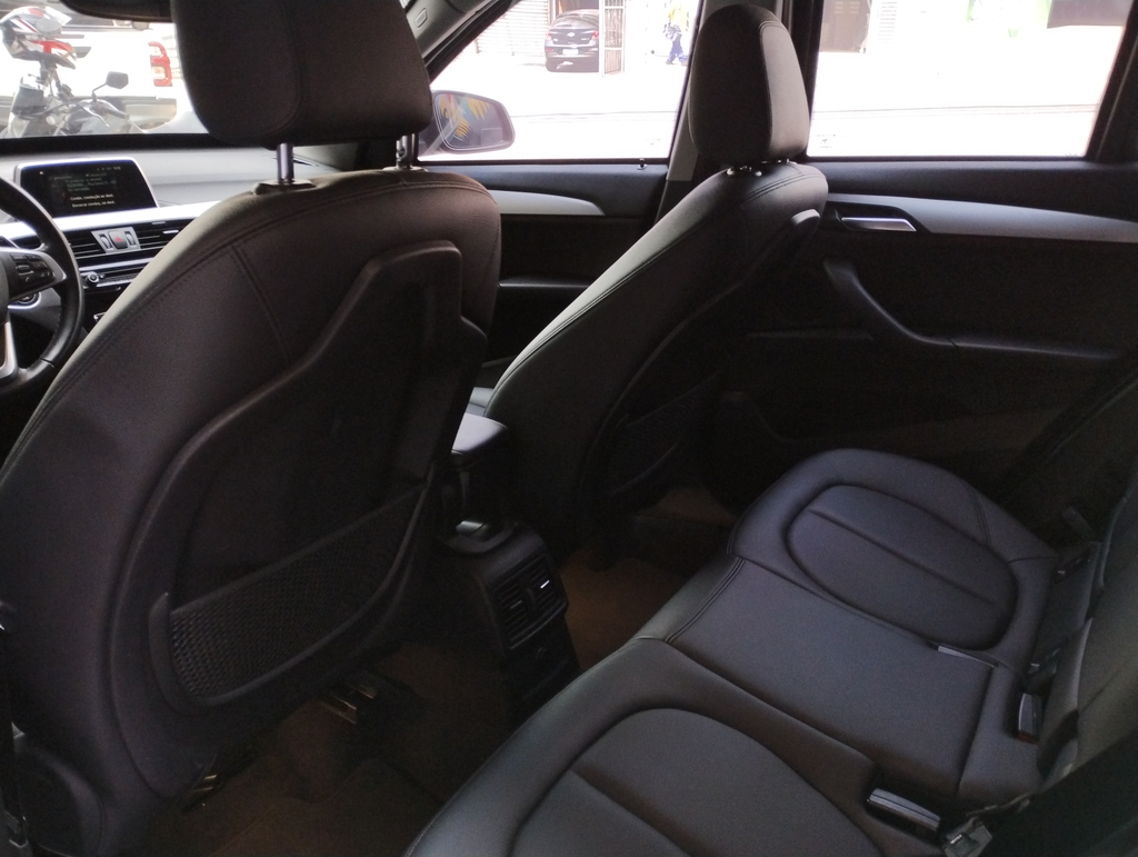 BMW X1 Preto