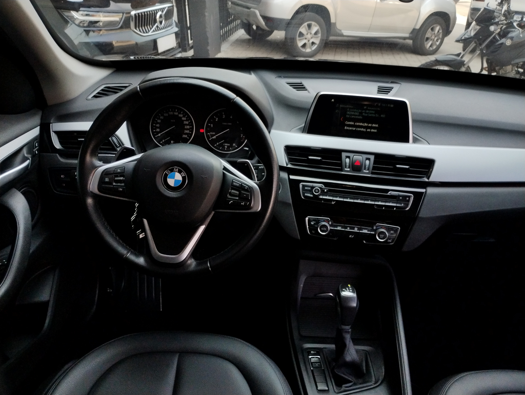 BMW X1 Preto