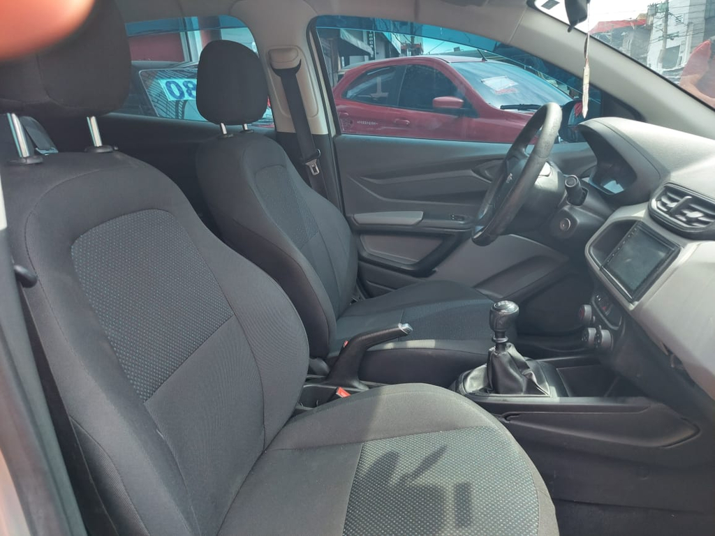 Chevrolet Prisma Prata